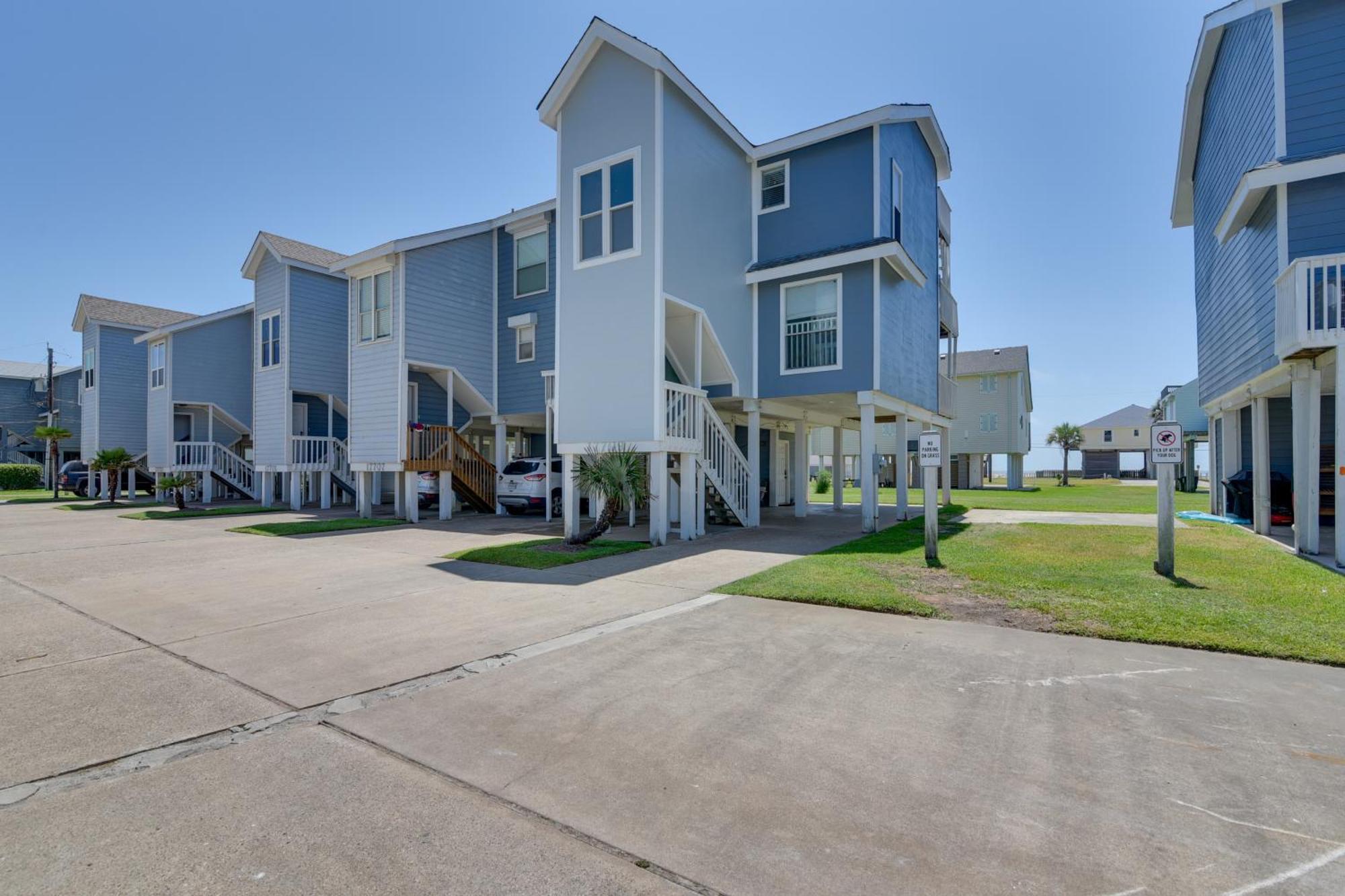 Galveston Townhome With Balconies Walk To Beach! Exteriör bild