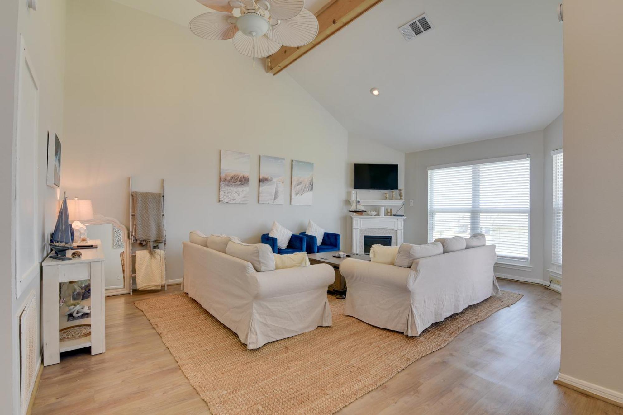 Galveston Townhome With Balconies Walk To Beach! Exteriör bild